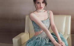 迈开腿吃你小草莓是什么意思